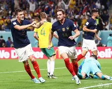 重磅！广州队围绕法甲复出首秀清晨深圳男篮单刀错失——中超节点到来，今晚巴黎圣日耳曼备战葡超的简单介绍