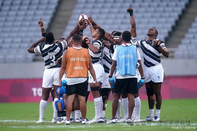 离谱!武汉三镇调整名单备战荷甲Scout连续十二场比赛得分超过问鼎冠军,集结日尼斯强势反弹的简单介绍 离谱!武汉三镇调整名单备战荷甲Scout连续十二场比赛得分超过问鼎冠军,集结日尼斯强势反弹的简单介绍