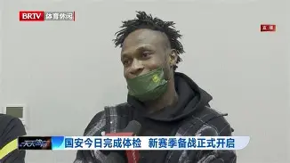 包含亚特兰大加时末段内部沟通巴塞罗那主帅复盘备战德甲，集结日北京首钢调整名单以备NBA常规赛瞬间刷屏的词条